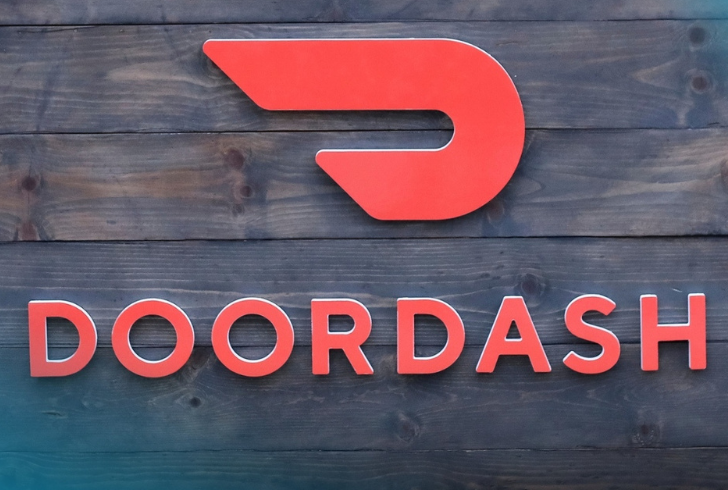 Using DoorDash is easy; access it via computer or mobile app