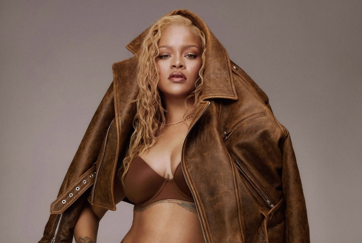 Rihanna in elegant fashion pose